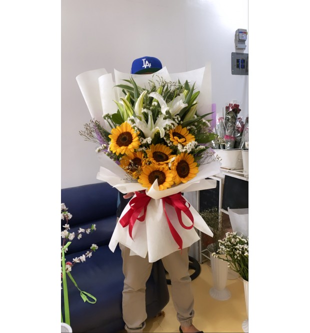 Half Dozen Sunflower with Lilies